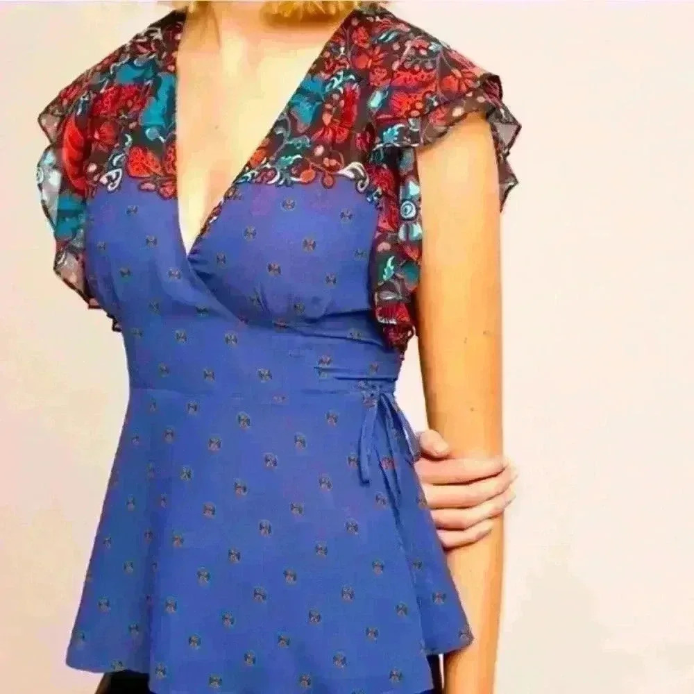 Meadow Rue by Anthropologie Bastide Floral Wrap Top. Size 6.